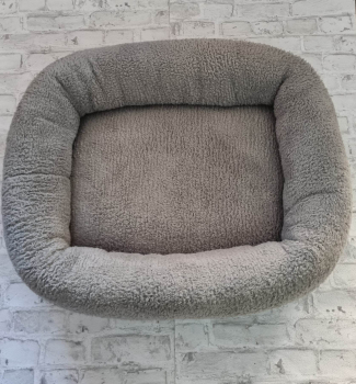 Wellnessbett Teddyfleece hellgrün ca 75x60