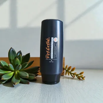 Pet Esthé Professional Charcoal Conditioner 110ml | exklusiver Holzkohle Conditioner für Hunde und Katzen